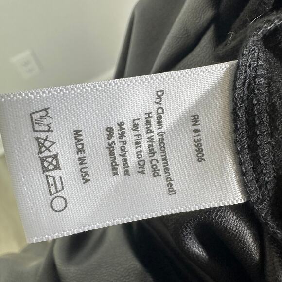 Ripley Rader Black Vegan Leather Straight Leg Pant: Cropped Size 3 (Medium) - Picture 7 of 11